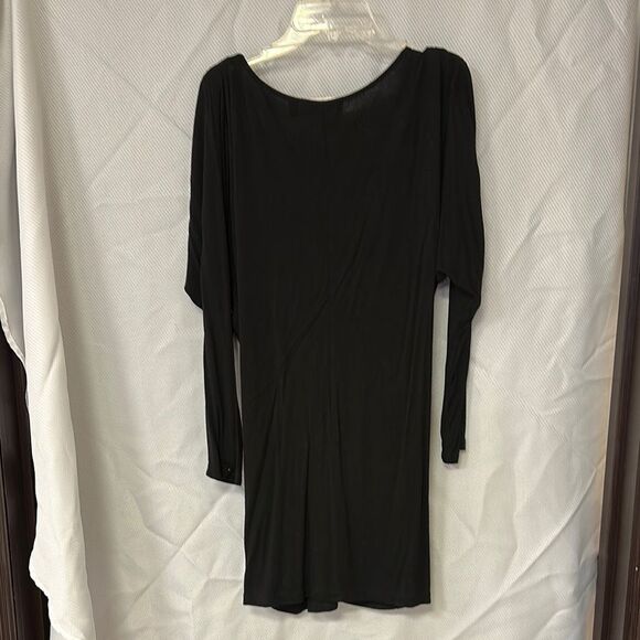 Elegant Black Long Sleeve Dress - Picture 3 of 4